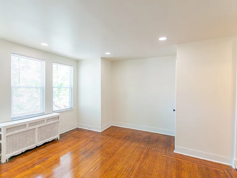1820 N 54th St #2 — Photo 12