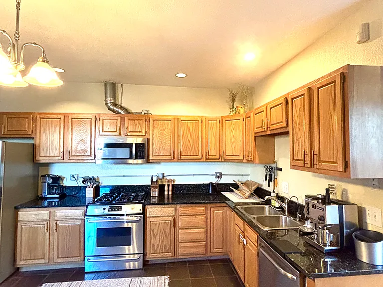 126 Galapago St — Photo 15