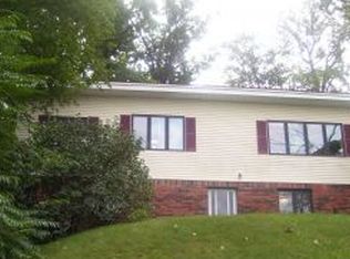 16066 Dogwood Ln, Plymouth, IN 46563