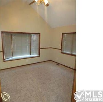 BURNS FAMILY ROOM.jpg