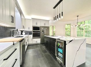 139 Four Oaks Dr, Griffin, GA