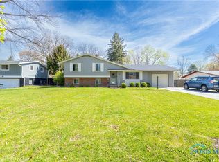 2257 Greenlawn Dr, Toledo, OH