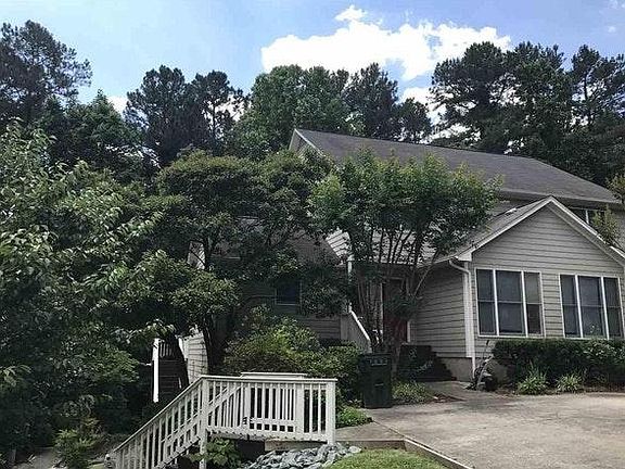 Beautiful tree filled neighborhood