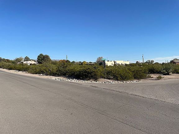 2nd image of 4200 Senna Dr