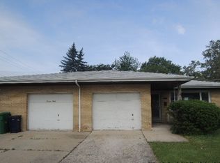 1140 Portsmouth Ave, Westchester, IL 60154