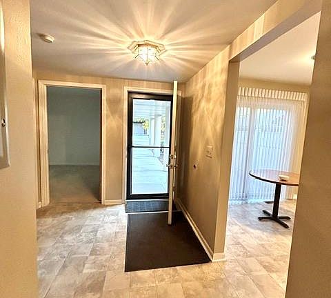 4th image of 964 Wexford Way #21