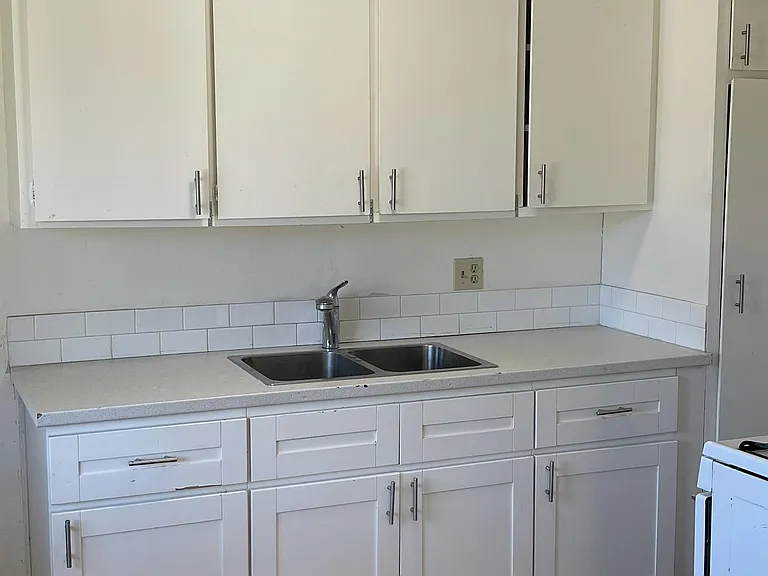 7692 Chapman Ave #6 — Photo 2