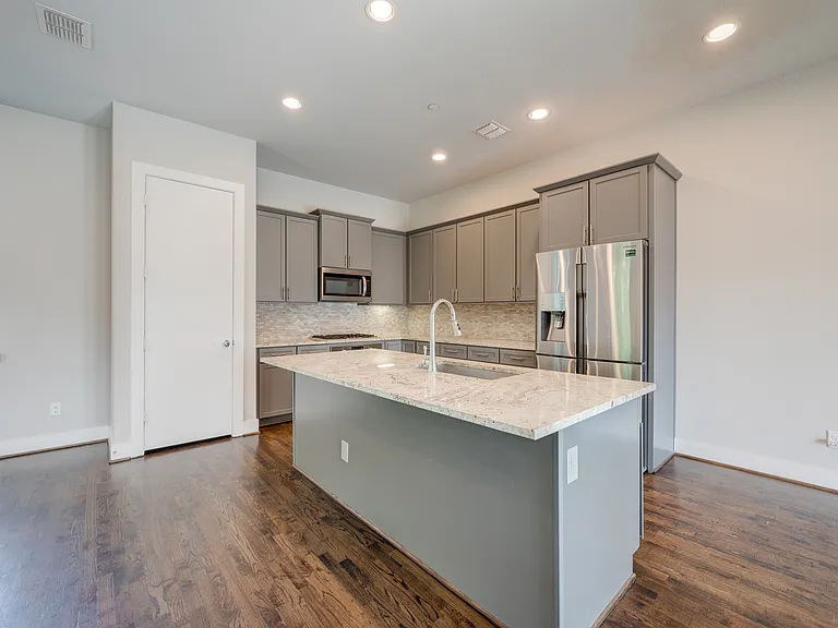 4211 Rawlins St #108 — Photo 3