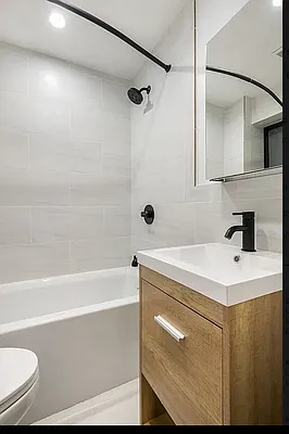 Rented by Dalan Rentals | media 13