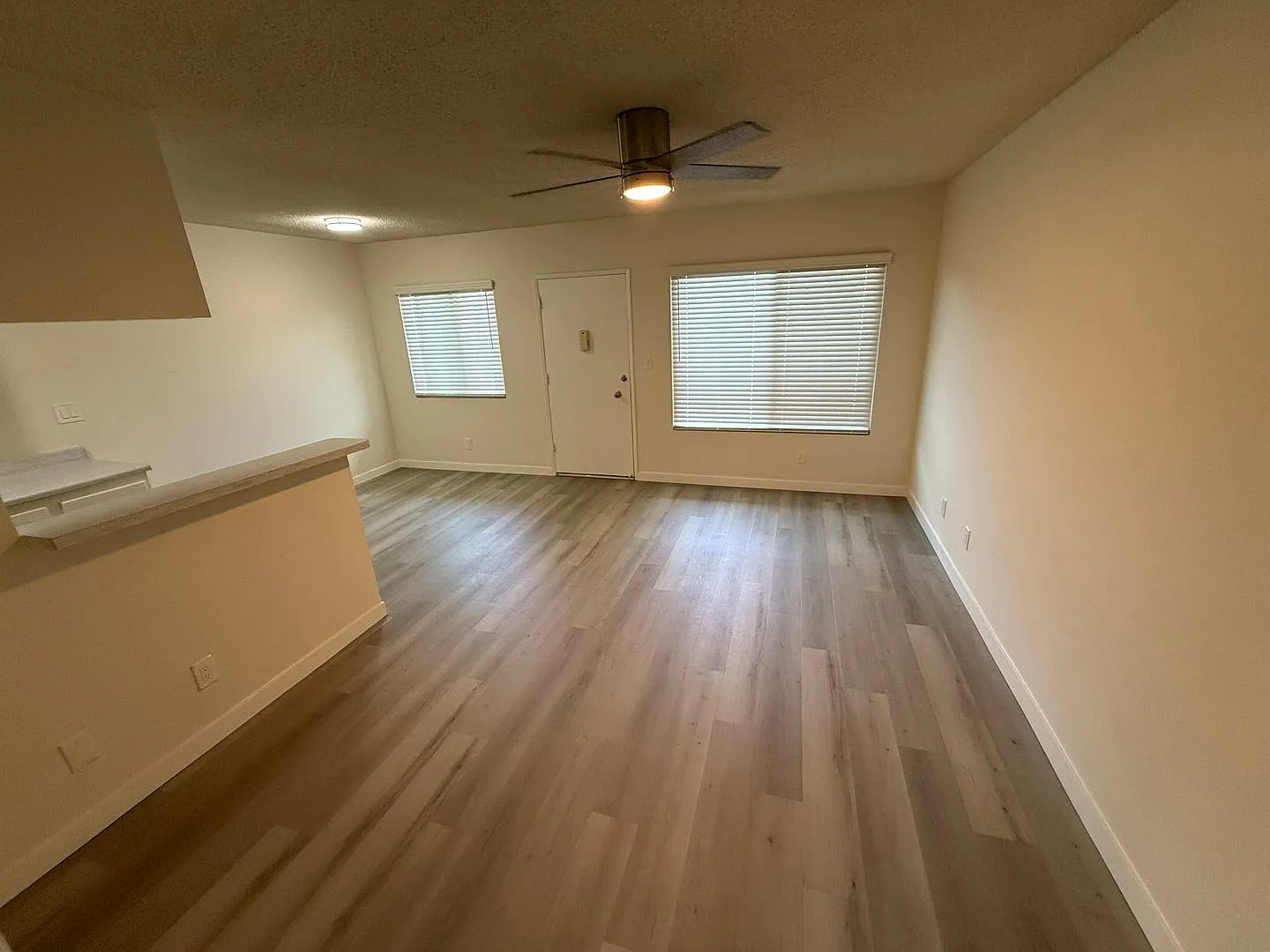 12939 Bonaparte Ave — Photo 3