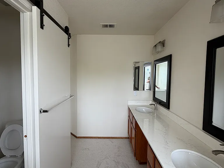 5315 Shattuck Ave — Photo 28