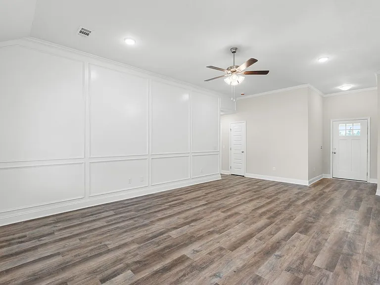336 Latitude Ln — Photo 15
