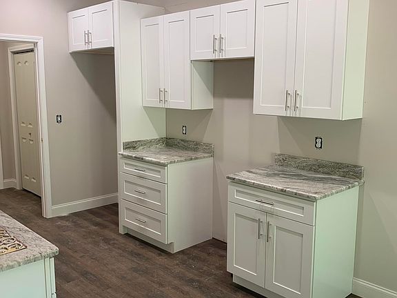 3rd image of 3818 Oakley Pl #3822