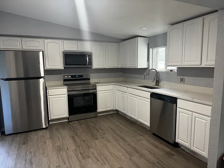 612 Orange Rd #1 — Photo 4