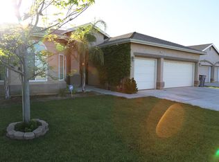 4609 N Vista Ave, Fresno, CA 93722