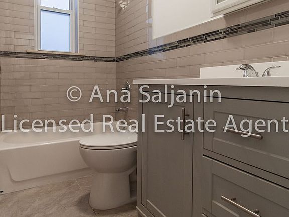 3rd image of 4414 28th Ave APT 1F