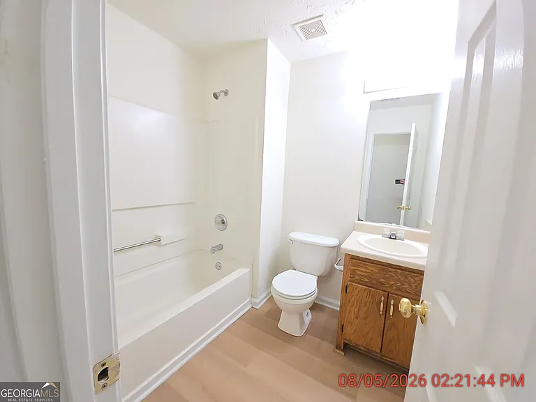 48 Phillips Dr — Photo 9