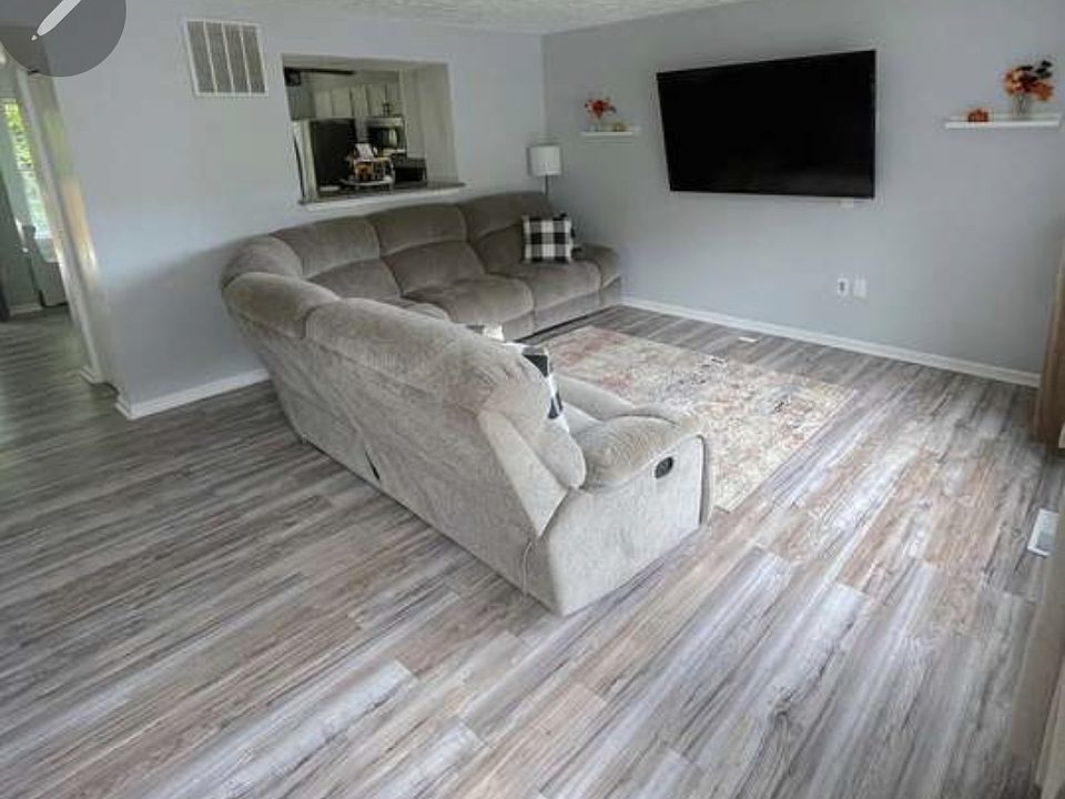 1st image of 2064 Paperbark Rd