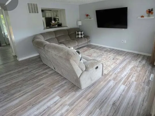 2064 Paperbark Rd, Essex, MD 21221