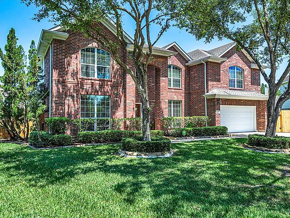 3rd image of 21131 Meadow Ash Ct