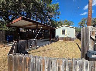 167 Beaumont St, Bandera, TX 78003