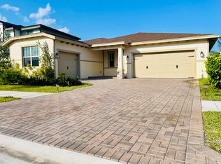 1400 Sterling Pine Pl, Loxahatchee, FL 33470