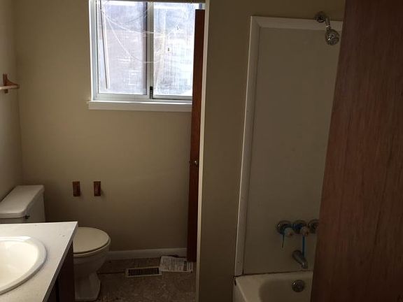 5th image of 6216 Pollard Ave
