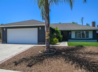 23511 Cavanaugh Rd, Lake Forest, CA 92630