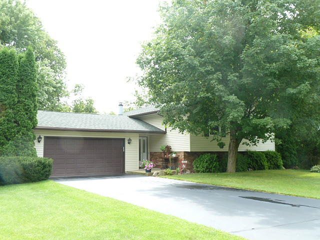 1st image of N1534 Woodlawn Dr