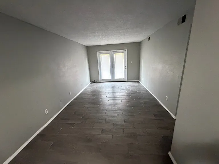 1526 Pineville Rd — Photo 6