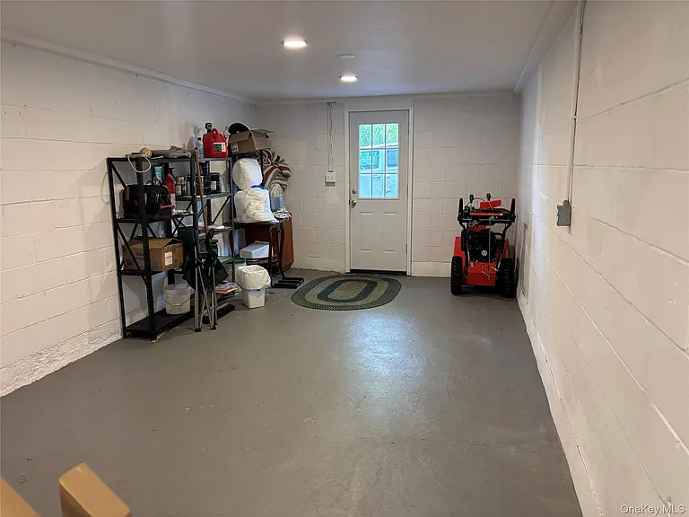 239 Vineyard Ave — Photo 22