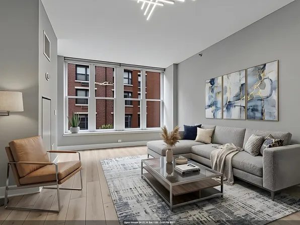 1125 Maxwell Lane image 1 of 26