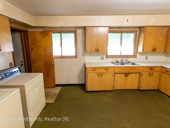 3rd image of 747 California St NW