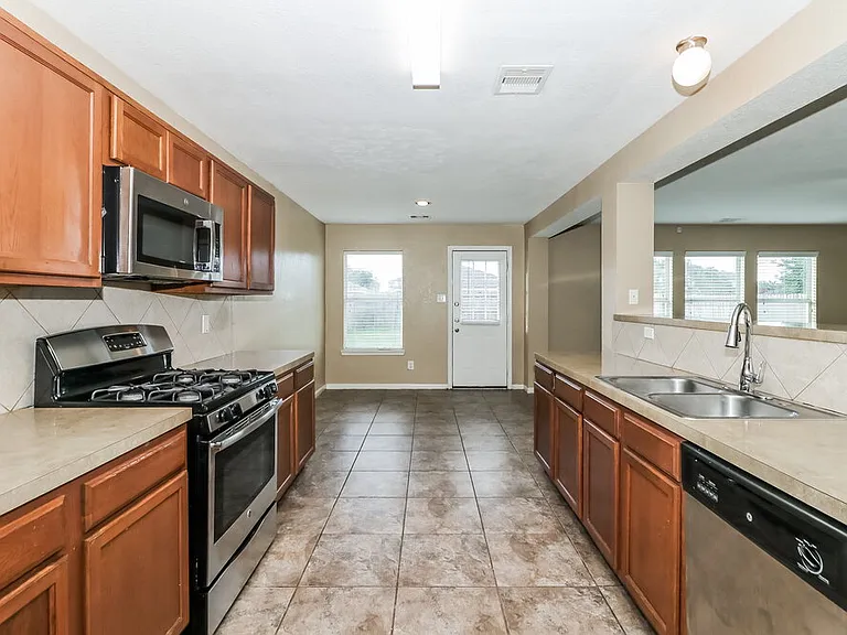 20710 Tayman Oaks Dr — Photo 8