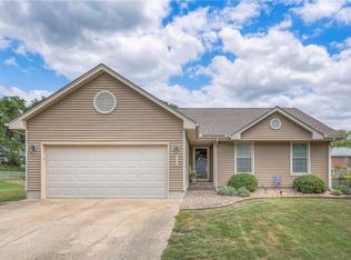 16512 E 27th Ter S, Independence, MO 64055