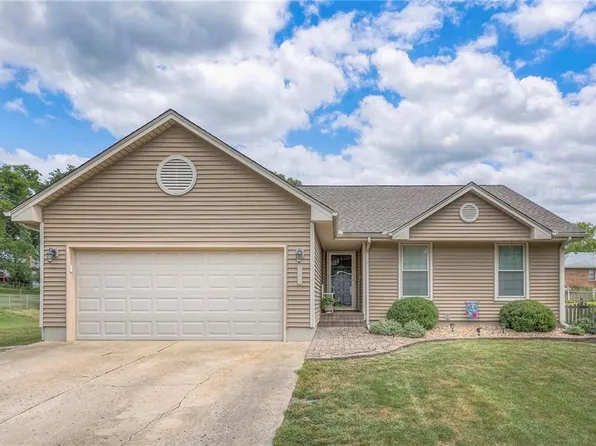 16512 E 27th Ter S, Independence, MO 64055