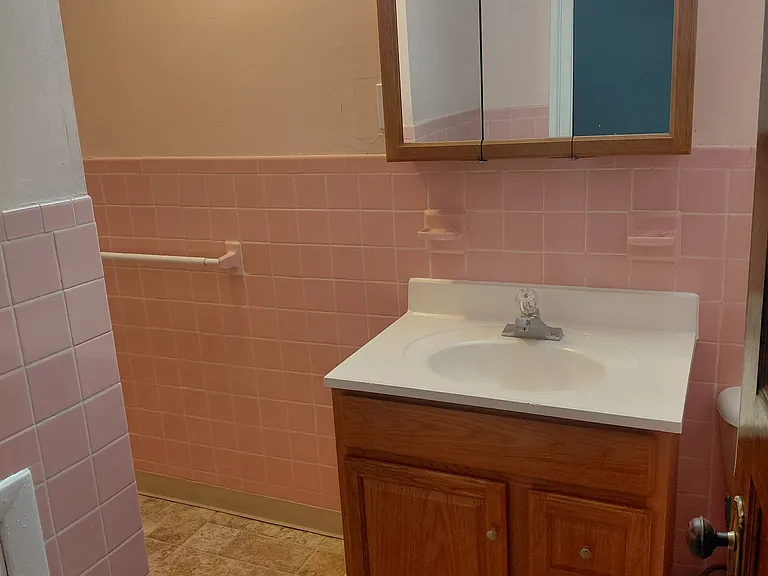 12 Summer St #6 — Photo 7