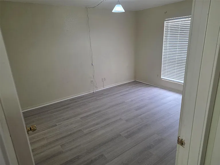 3025 Walnut Bend Ln #21 — Photo 28