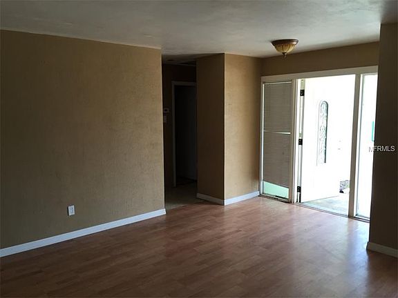 3rd image of 5835 31st Ave N