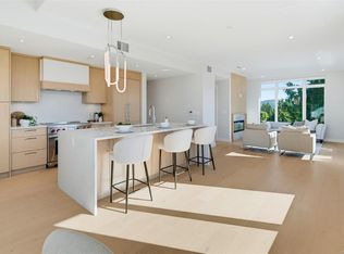 5229 Cordova Bay Rd #PENTHOUSE 402, Saanich, BC V8Y2L1