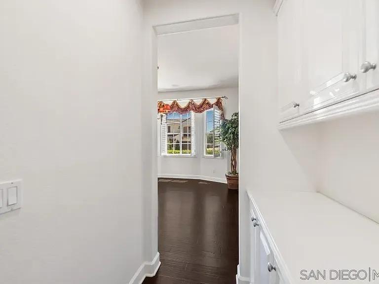 9230 Island Pine Way — Photo 12