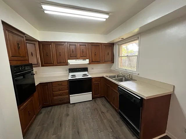 4105 Overlook Boulevard - 1 — Photo 4