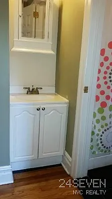 Rented by 24 7 NYC Realty Inc. | media 52