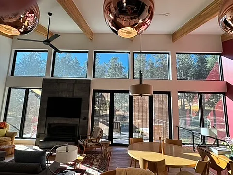 3 bed, 2612 sqft, $5,000 — Photo 2