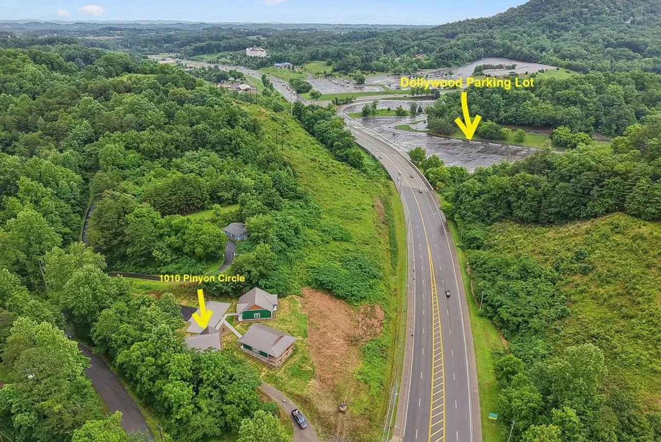 Pinyon Cir, Pigeon Forge — Photo 3