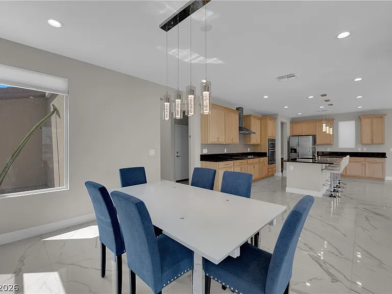 10254 Kesington Dr — Photo 35