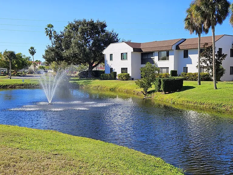812 Capri Isles Blvd #225 — Photo 41