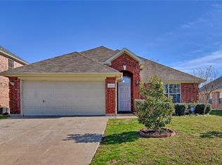 1307 Lake Forest Dr, Grand Prairie, TX 75052