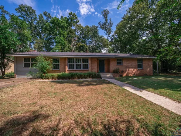 106 Carson St, Marshall, TX 75672