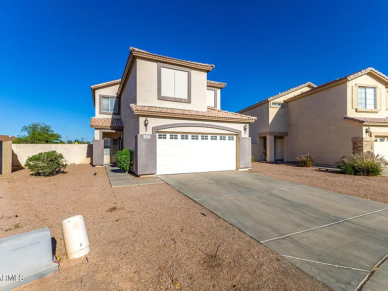 1501 S 113th Dr — Photo 3